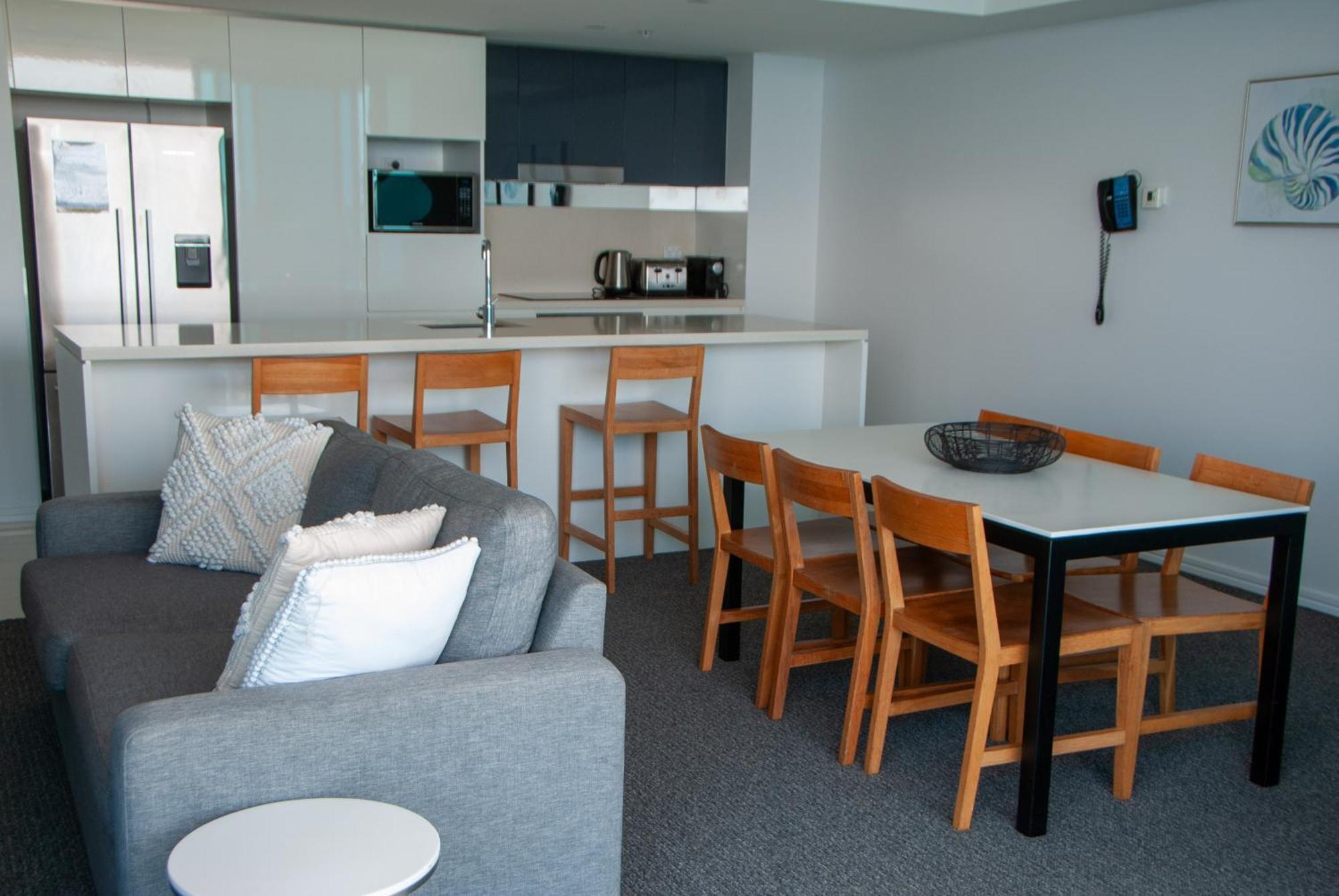 Number 1 H Residences - Wifi, Parking & More By Gold Coast Holidays المظهر الخارجي الصورة