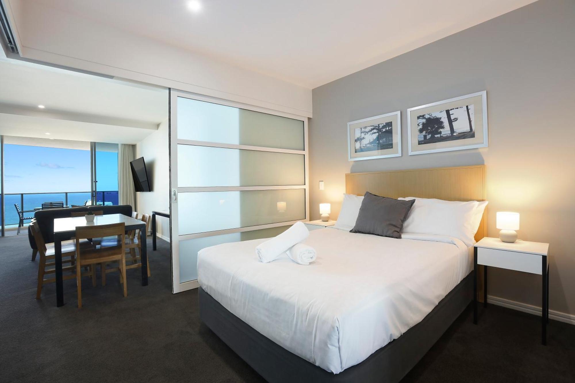 Number 1 H Residences - Wifi, Parking & More By Gold Coast Holidays المظهر الخارجي الصورة