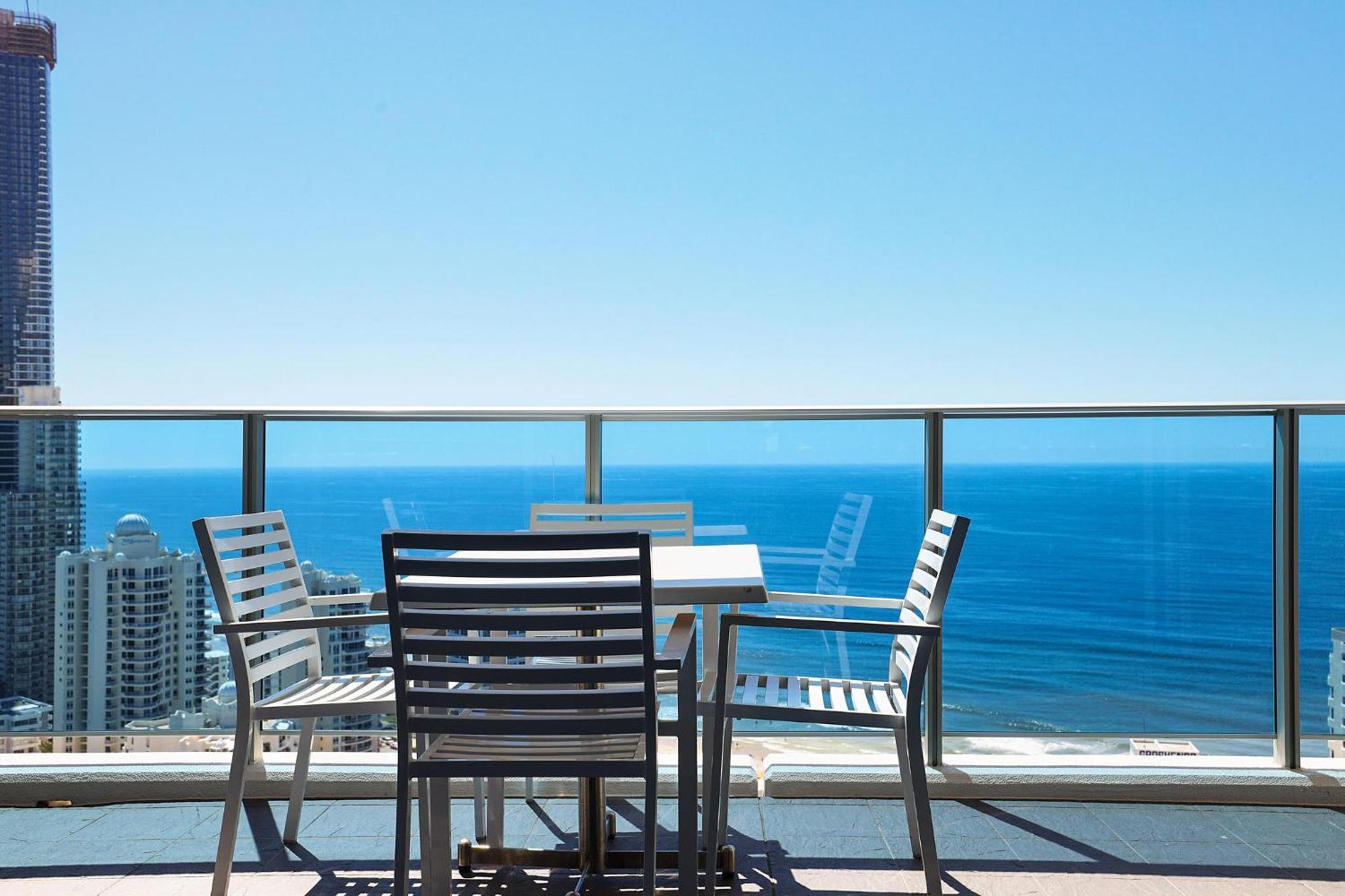 Number 1 H Residences - Wifi, Parking & More By Gold Coast Holidays المظهر الخارجي الصورة