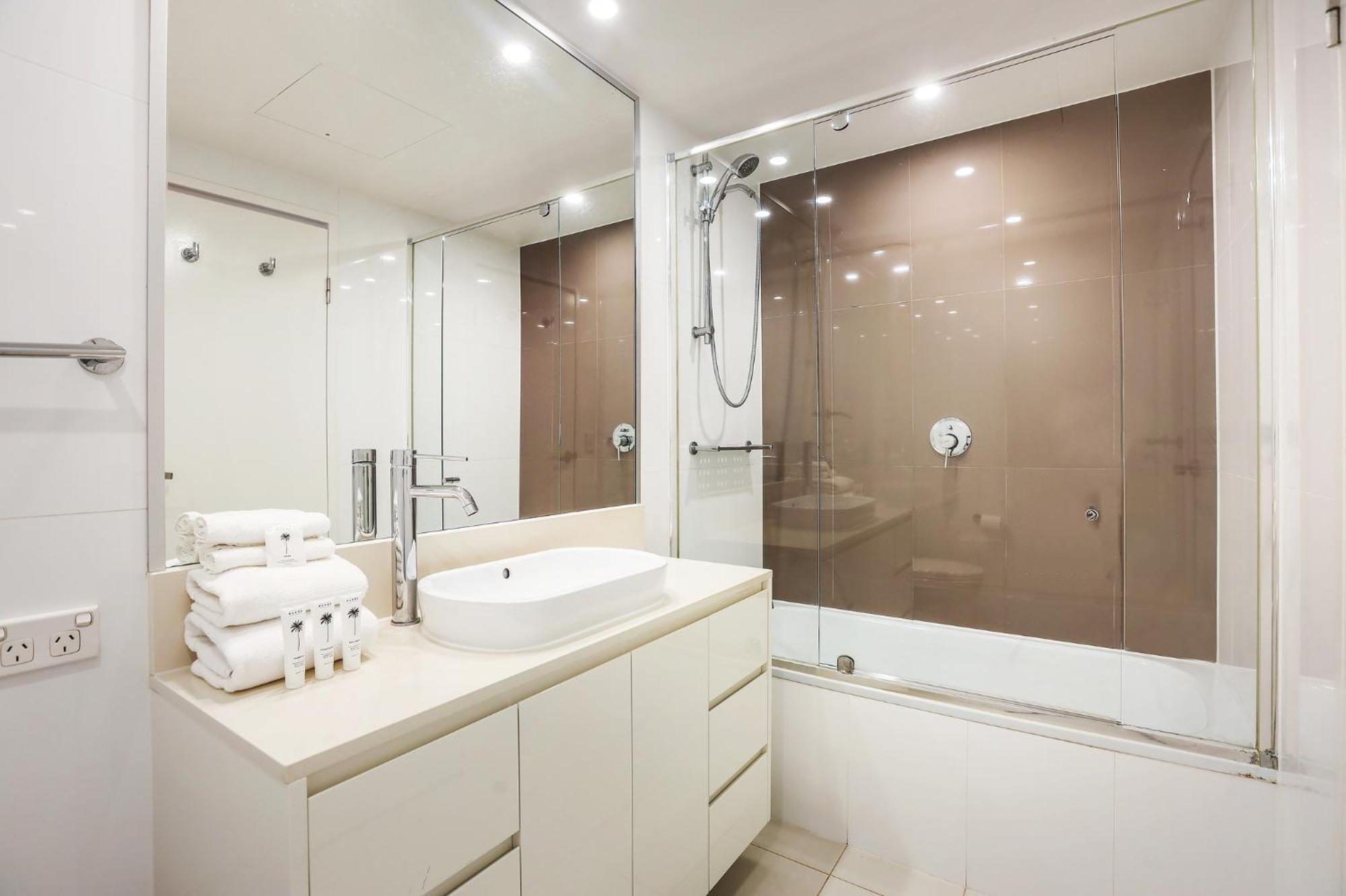 Number 1 H Residences - Wifi, Parking & More By Gold Coast Holidays المظهر الخارجي الصورة